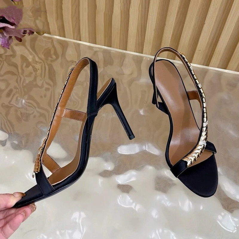 Sandálias Gladiadoras Feminina - Luxury Lifestyle Shoes avaliação e preço