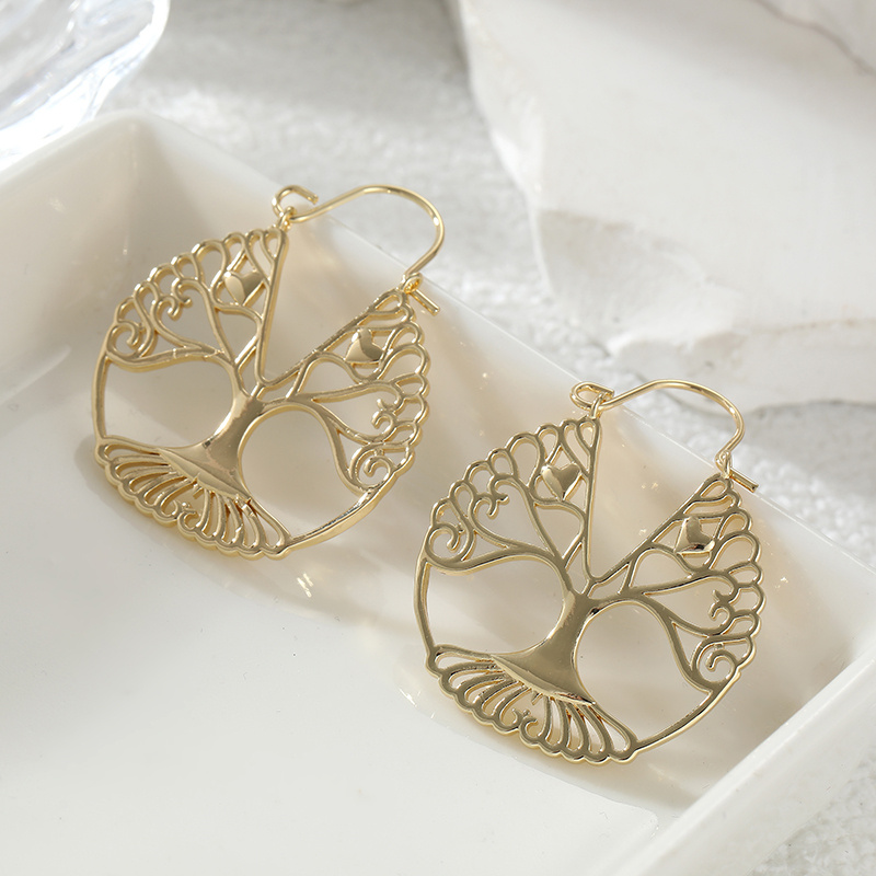 Brincos de Luxo Estilo Retrô V - Luxury Lifestyle Jewelry avaliação e preço